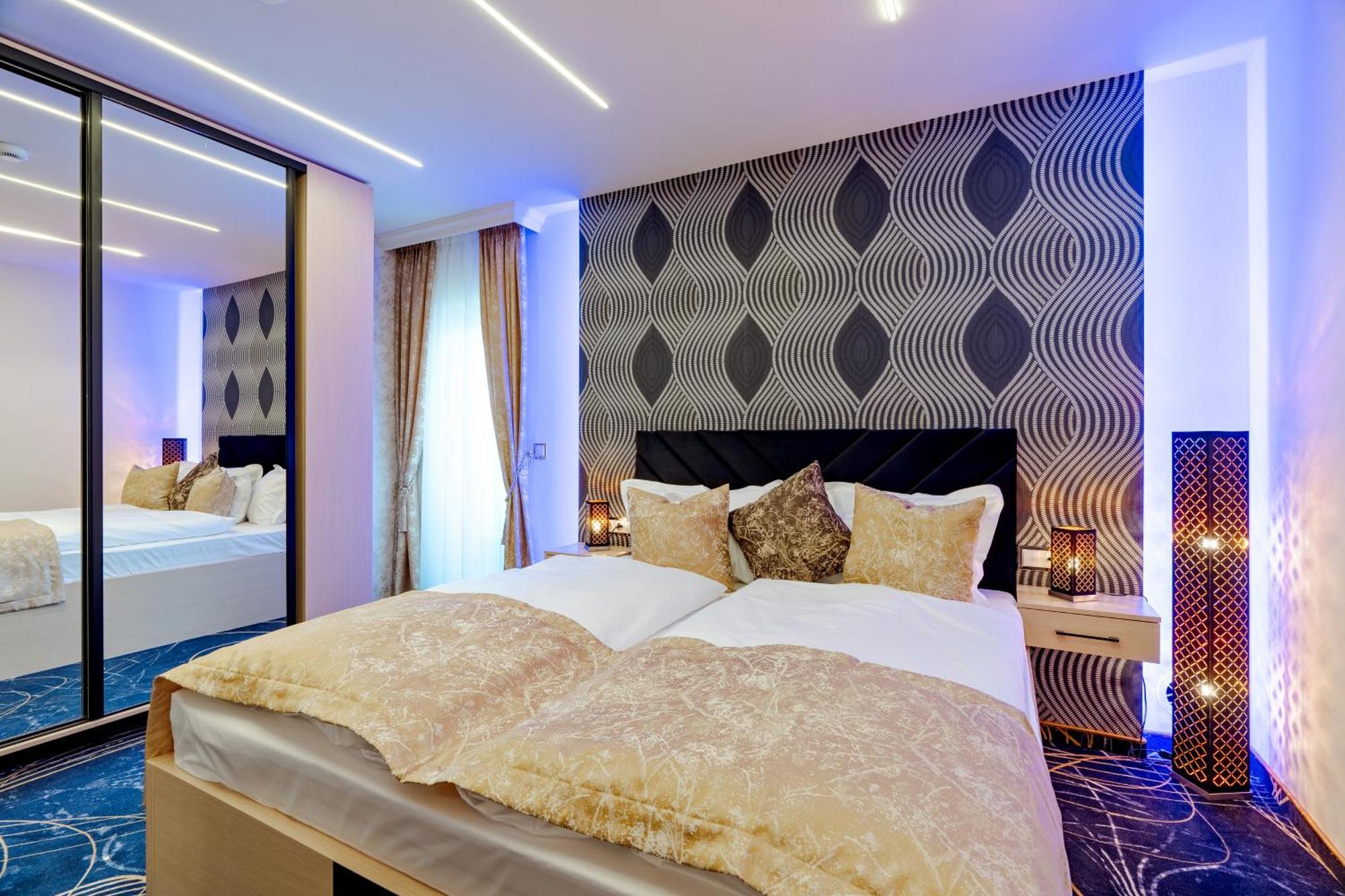 Bed and Breakfast Diamond Panzio Hajdúszoboszló Esterno foto