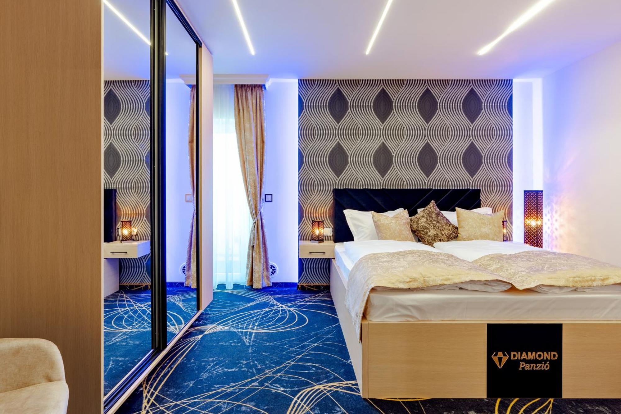 Bed and Breakfast Diamond Panzio Hajdúszoboszló Esterno foto