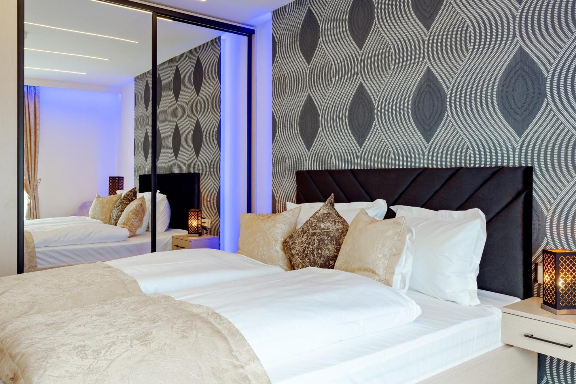 Bed and Breakfast Diamond Panzio Hajdúszoboszló Esterno foto
