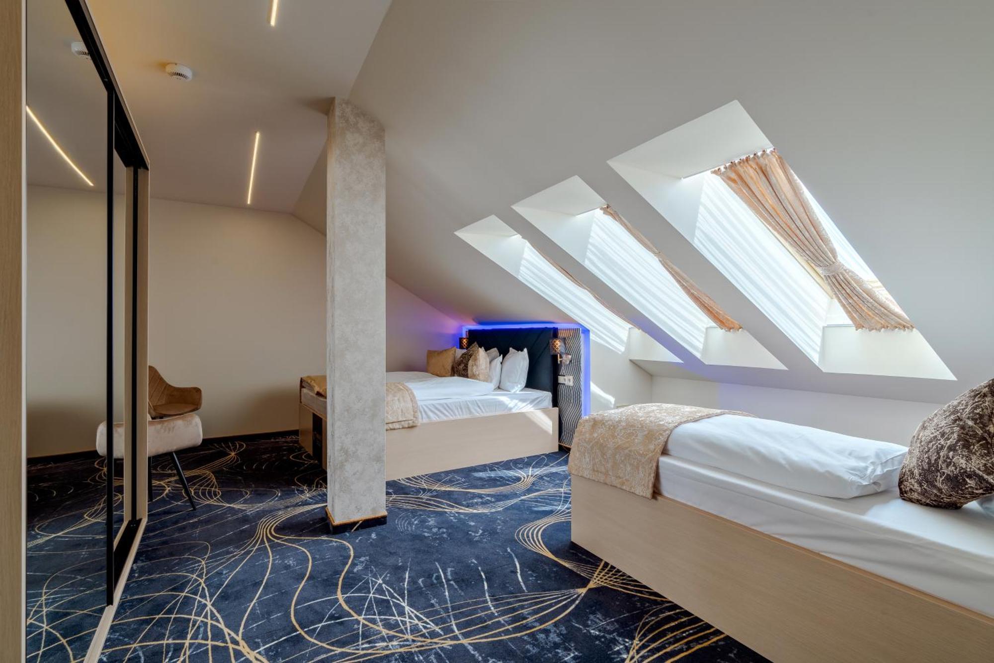 Bed and Breakfast Diamond Panzio Hajdúszoboszló Esterno foto