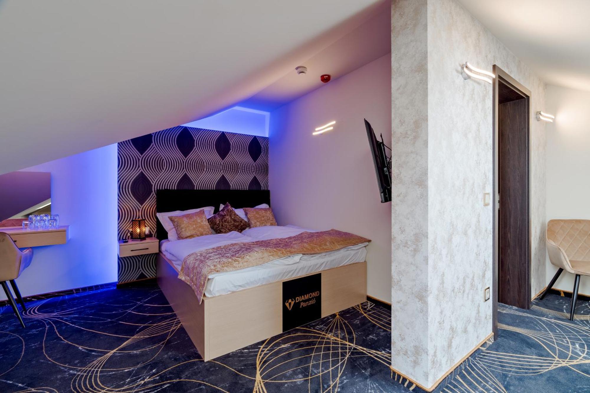 Bed and Breakfast Diamond Panzio Hajdúszoboszló Esterno foto